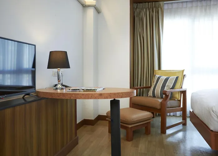 Hotel Cozy Donmueang 4*
