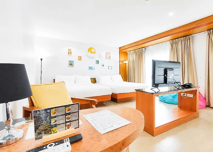 Cozy Donmueang Hotel 4*